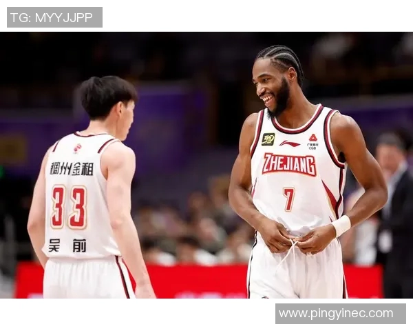 赛后分析:北京篮球队与杭州篮球队的战术配合与表现评估 赛后分析:北京篮球队与杭州篮球队的战术配合与表现评估